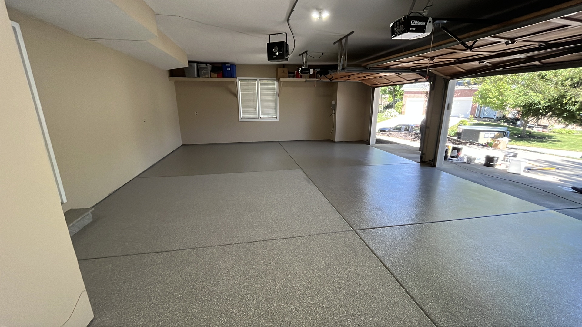 Why Choose HTH Contracting LLC for Garage Floor Coating in Indianapolis?